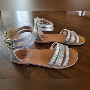 EUC Thereabouts Girls Addison Holographic Silver Glitter Sandals - Size 2